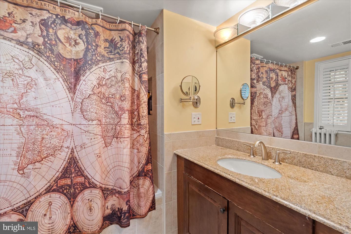4613 Langdrum Ln Property Photo 15