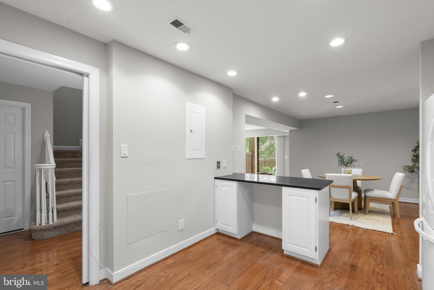 11420 Strand Dr #r-010 Property Photo 14