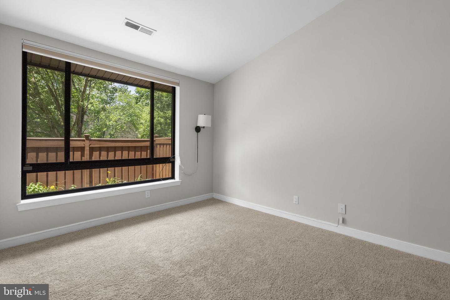 11420 Strand Dr #r-010 Property Photo 18