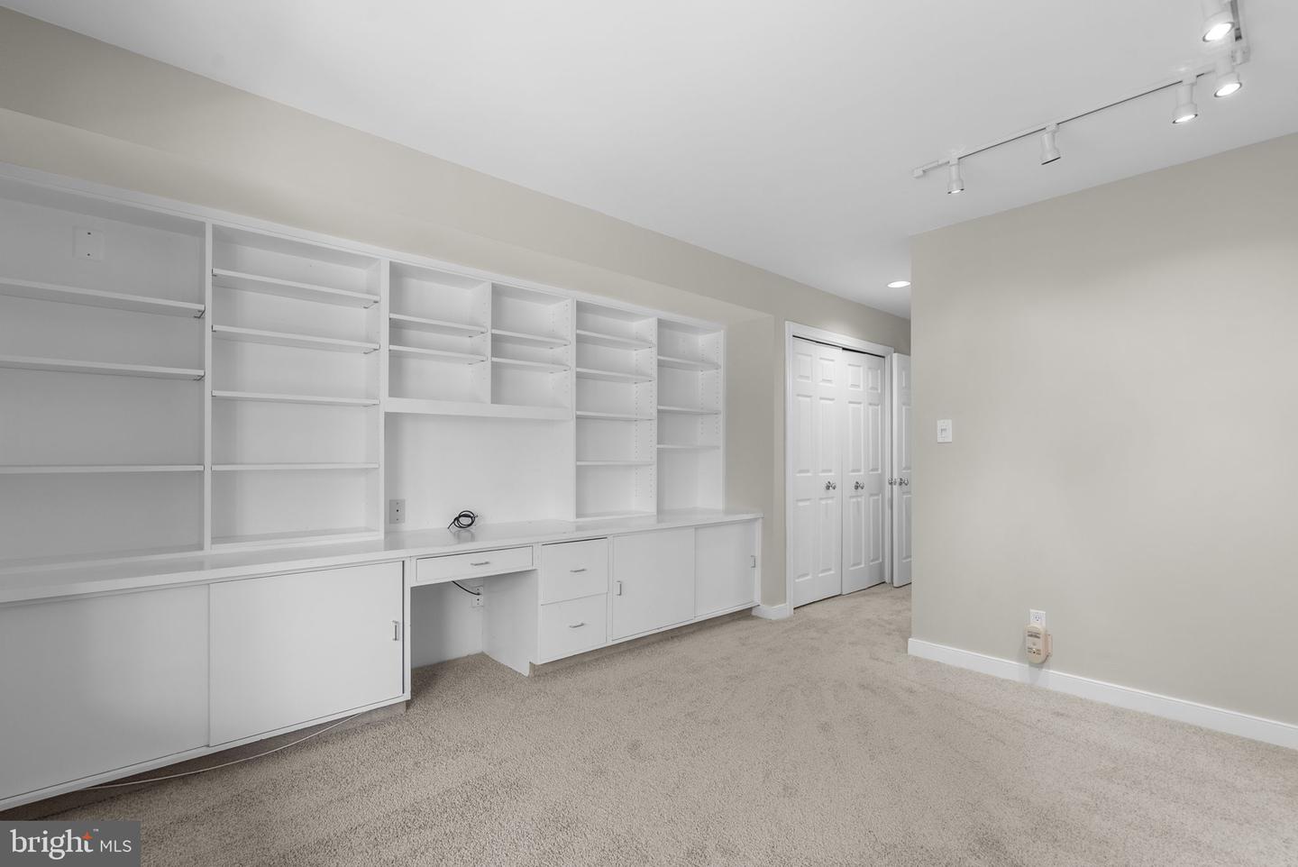 11420 Strand Dr #r-010 Property Photo 29