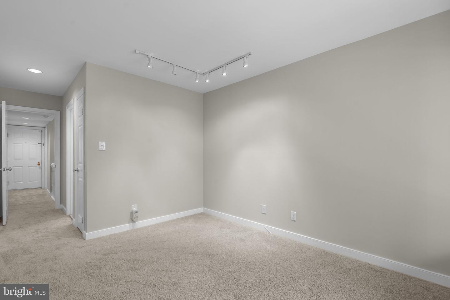 11420 Strand Dr #r-010 Property Photo 30