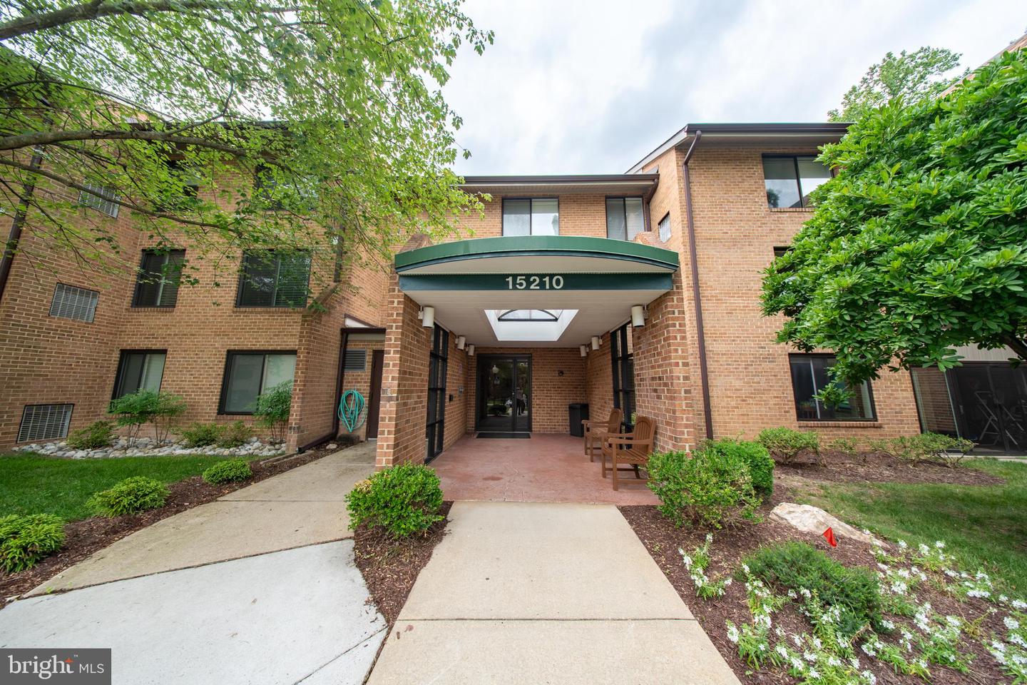 15210 Elkridge Way #91-2j Property Photo 2