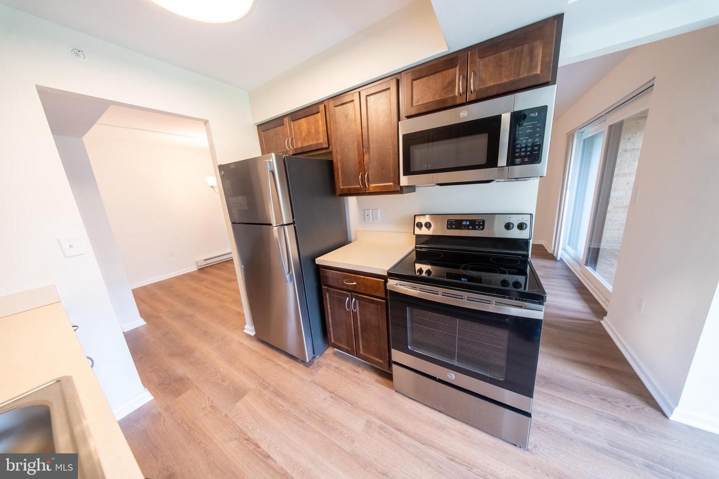 15210 Elkridge Way #91-2j Property Photo 15