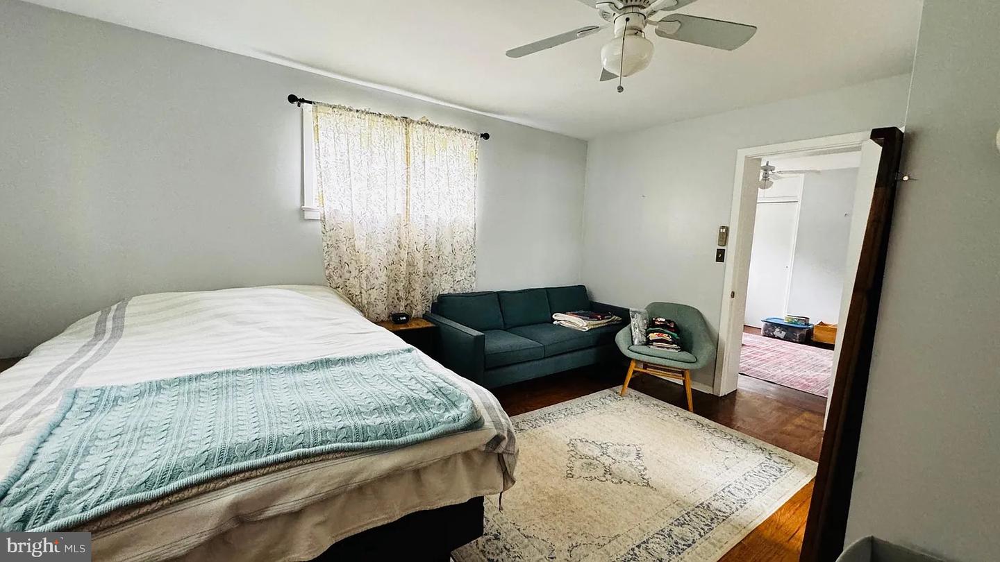 5024 River Rd Property Photo 10