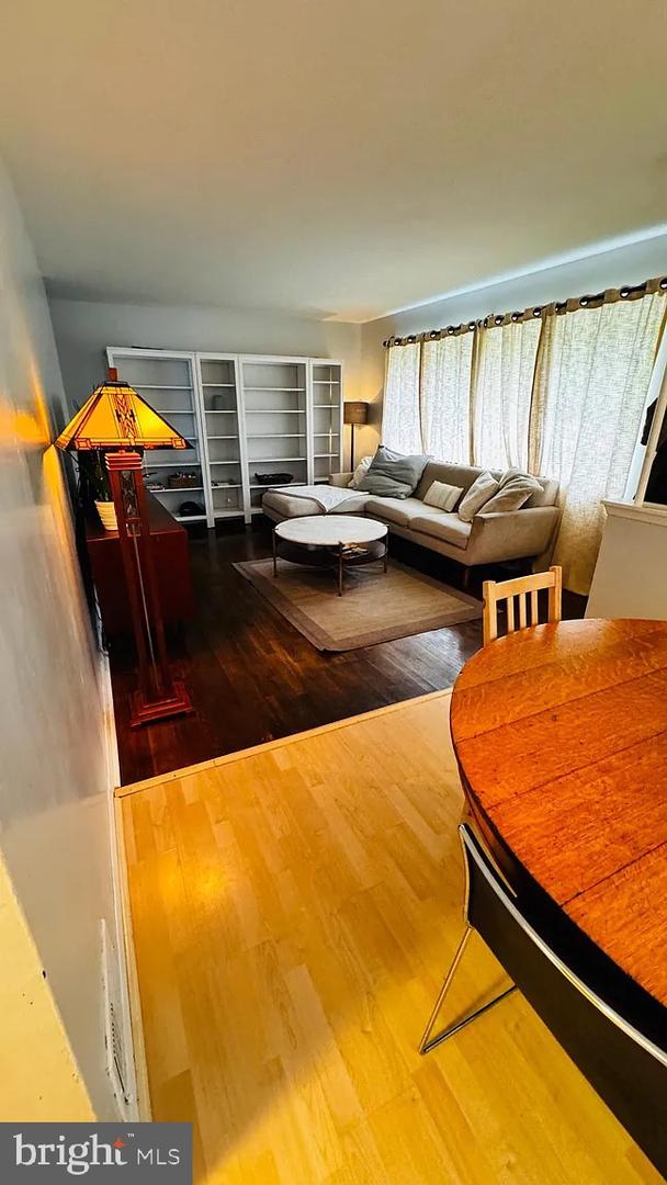 5024 River Rd Property Photo 26