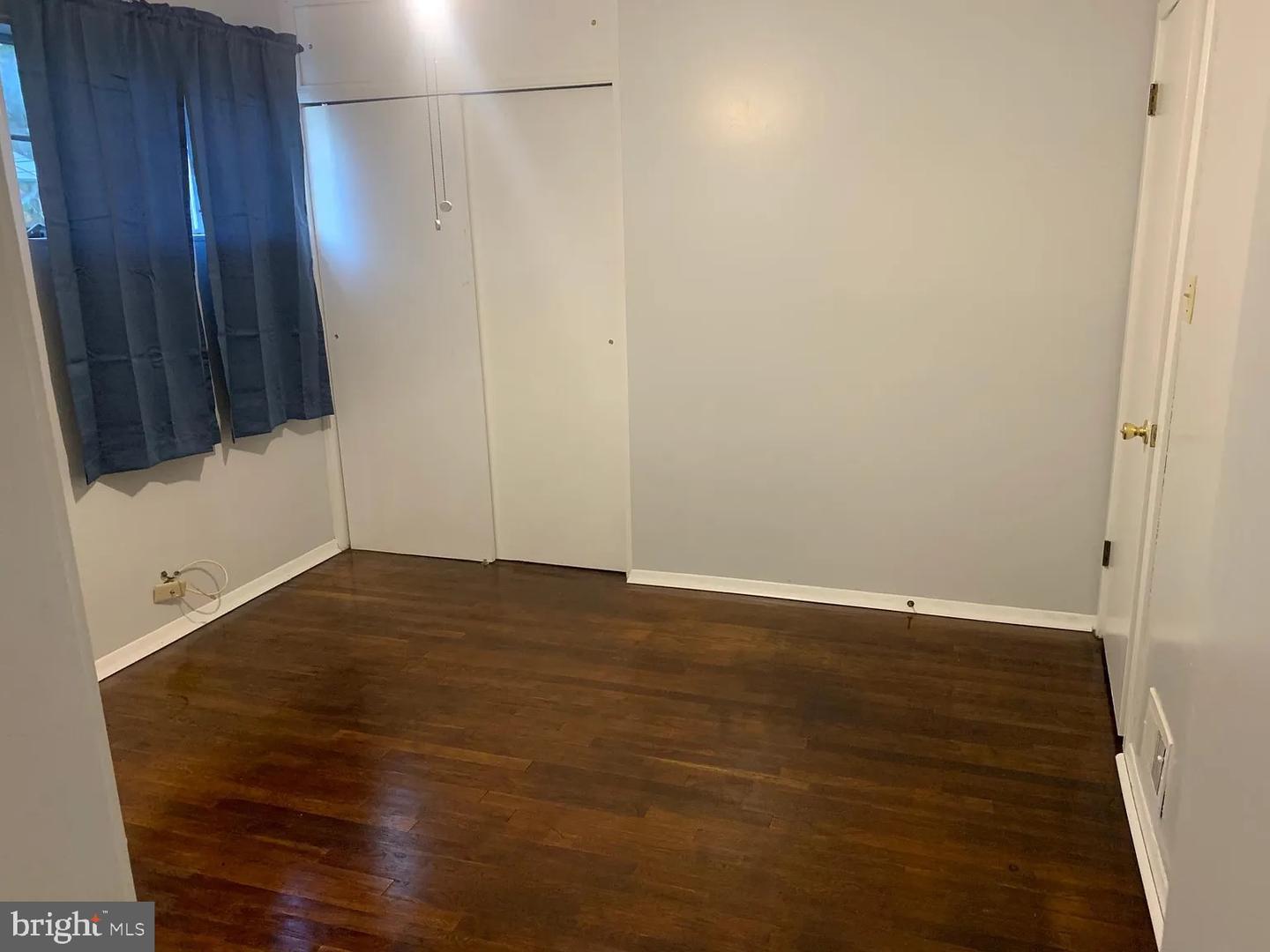 5024 River Rd Property Photo 33