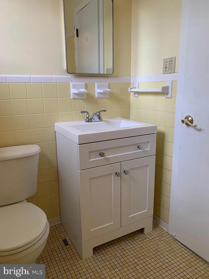 5024 River Rd Property Photo 37