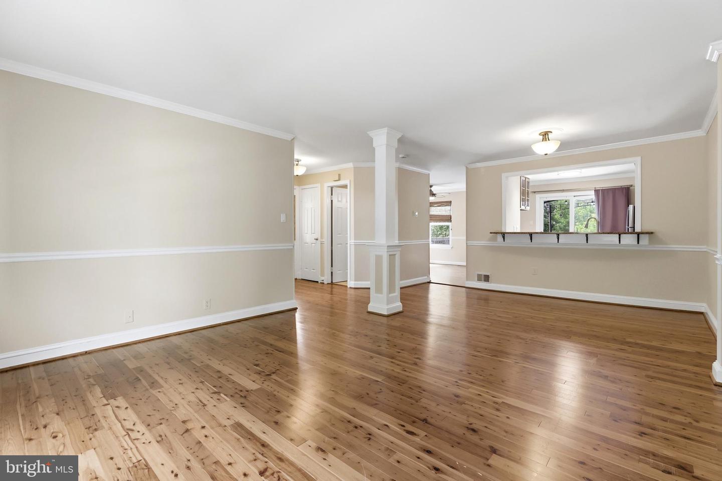 9583 White Pillar Ter Property Photo 11