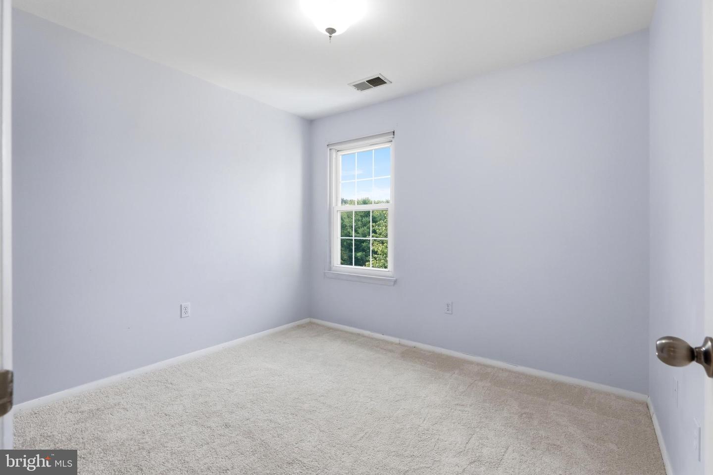 9583 White Pillar Ter Property Photo 26