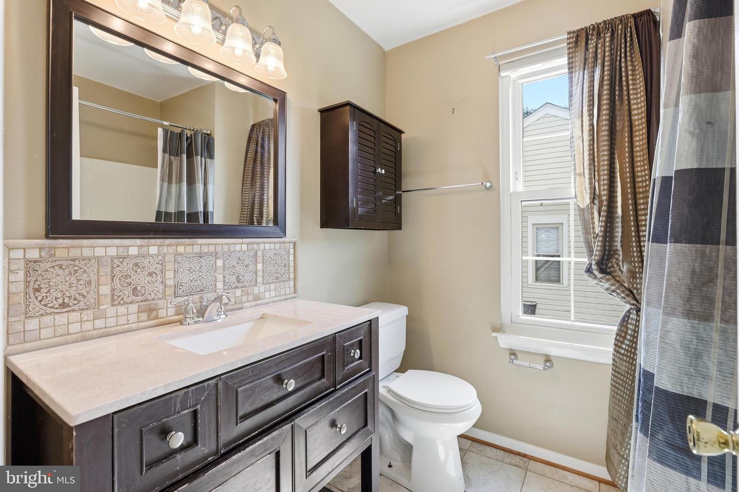 9583 White Pillar Ter Property Photo 32