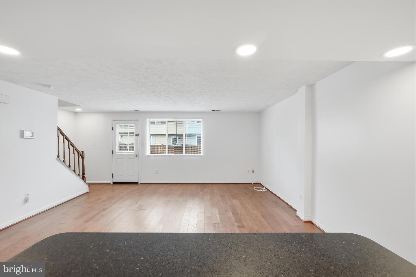 7 Leatherwood Ct Property Photo 8