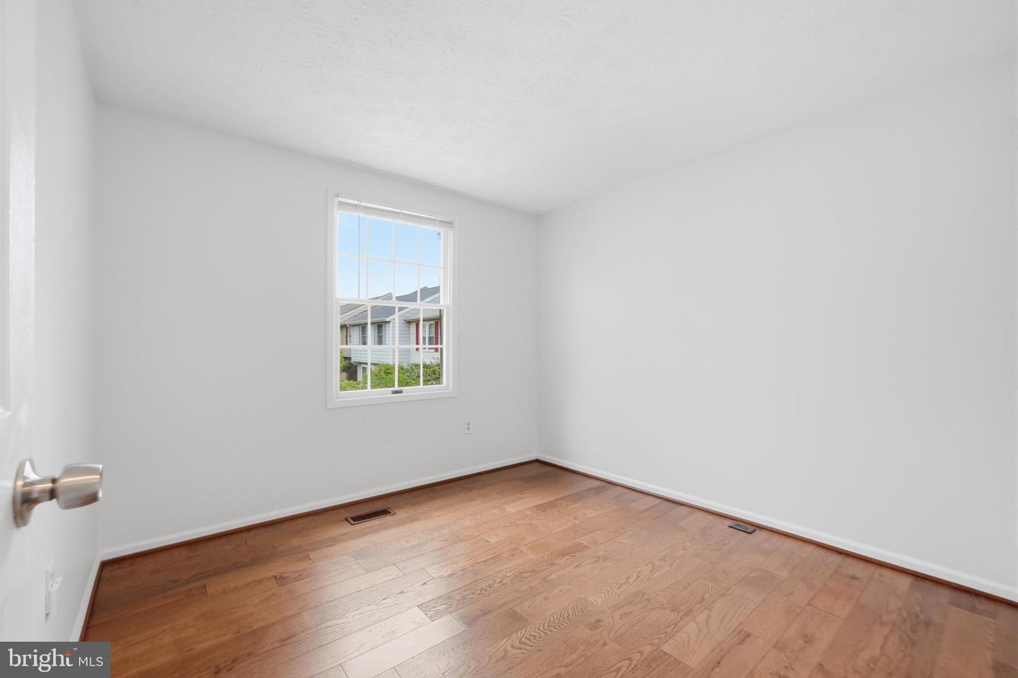 7 Leatherwood Ct Property Photo 22