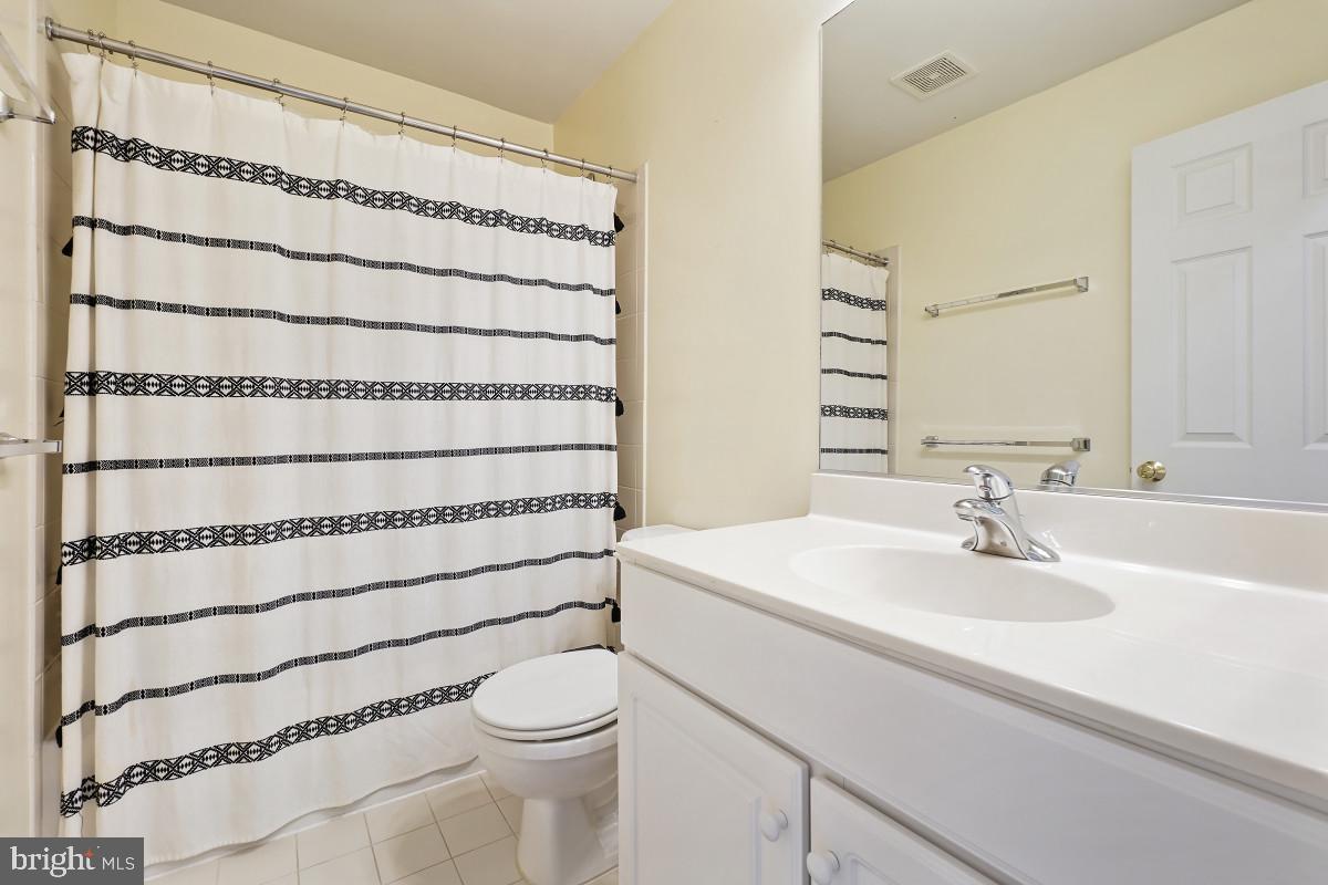 11428 Grandview Ave Property Photo 42