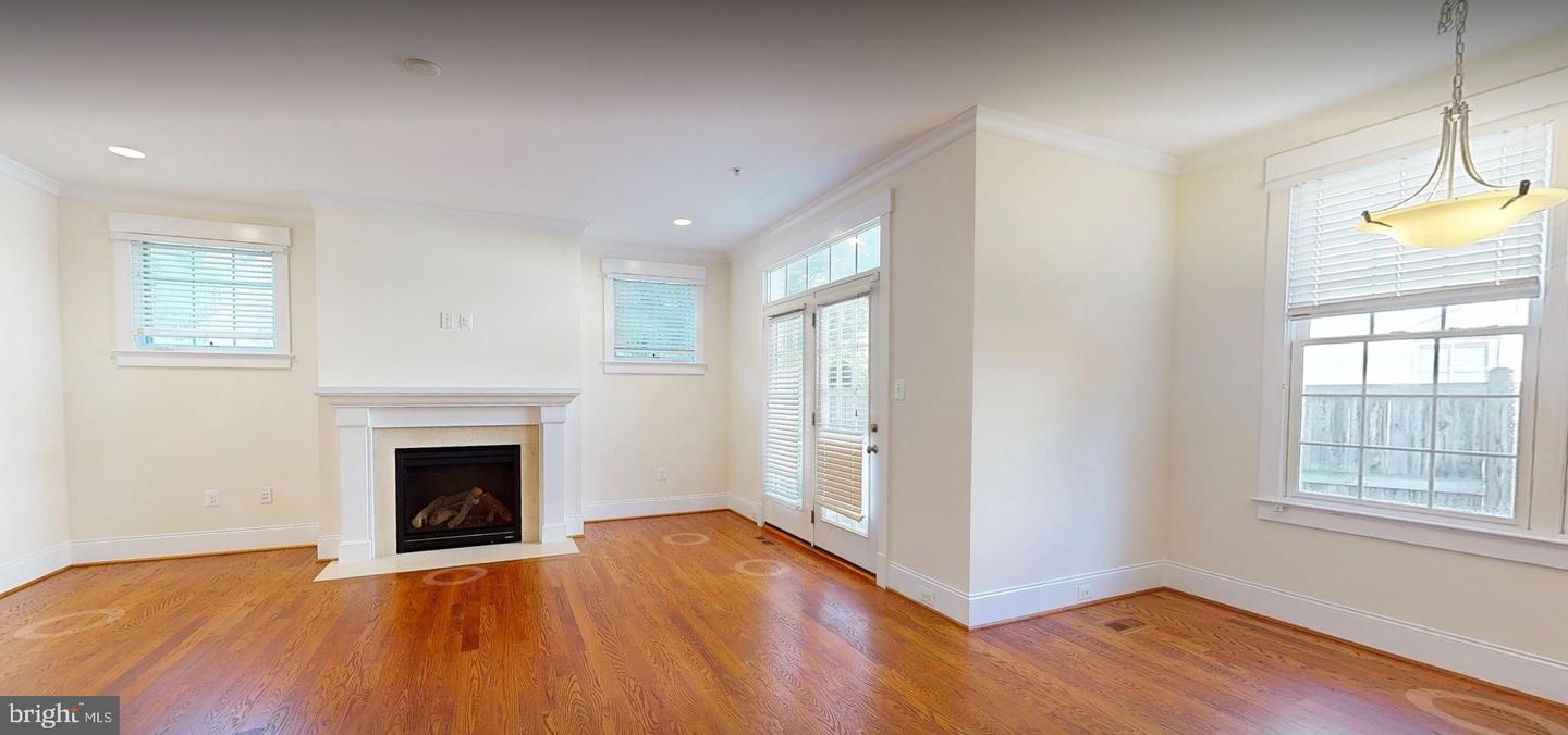 8204 River Quarry Pl Property Photo 6