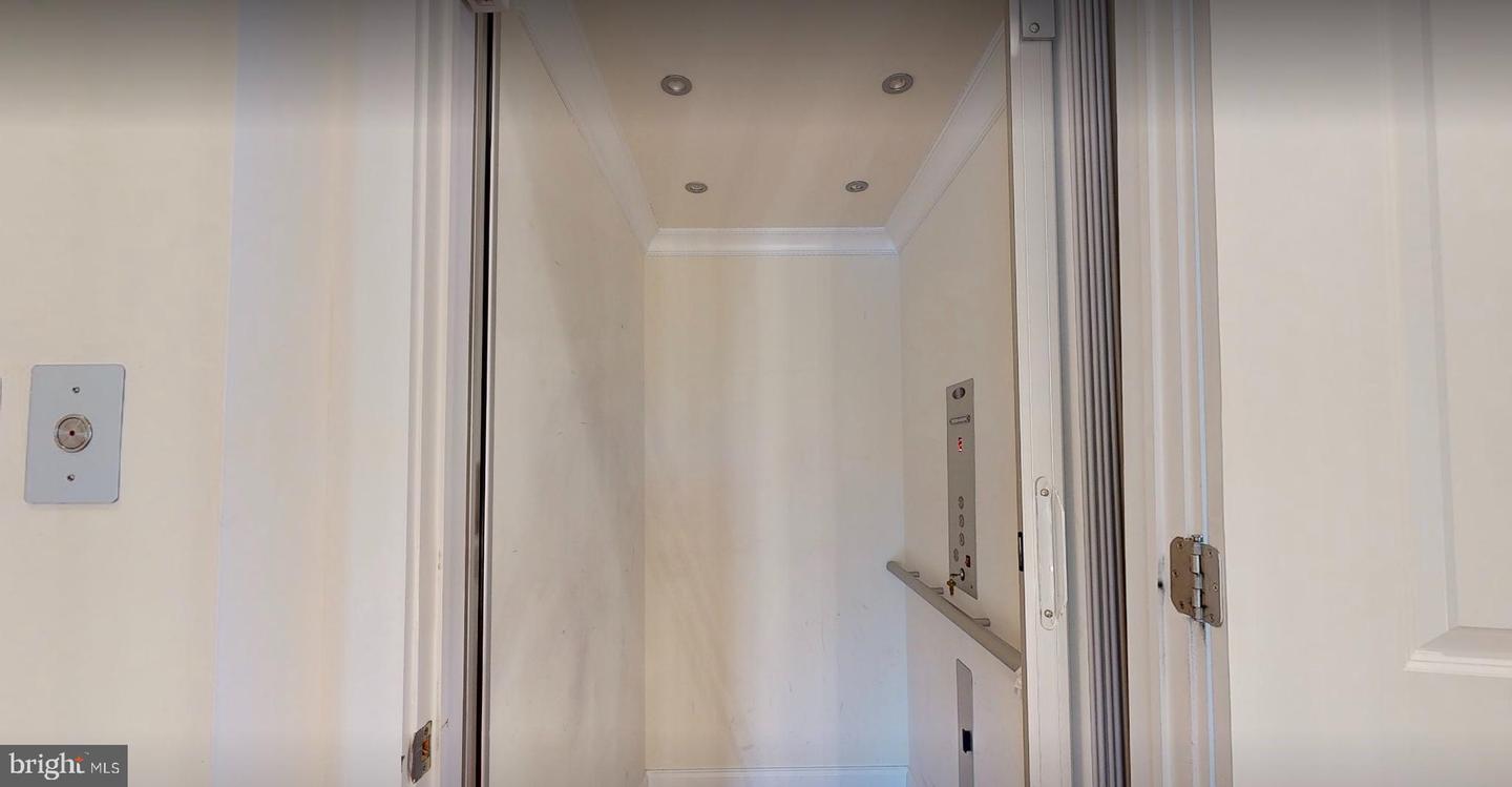 8204 River Quarry Pl Property Photo 15