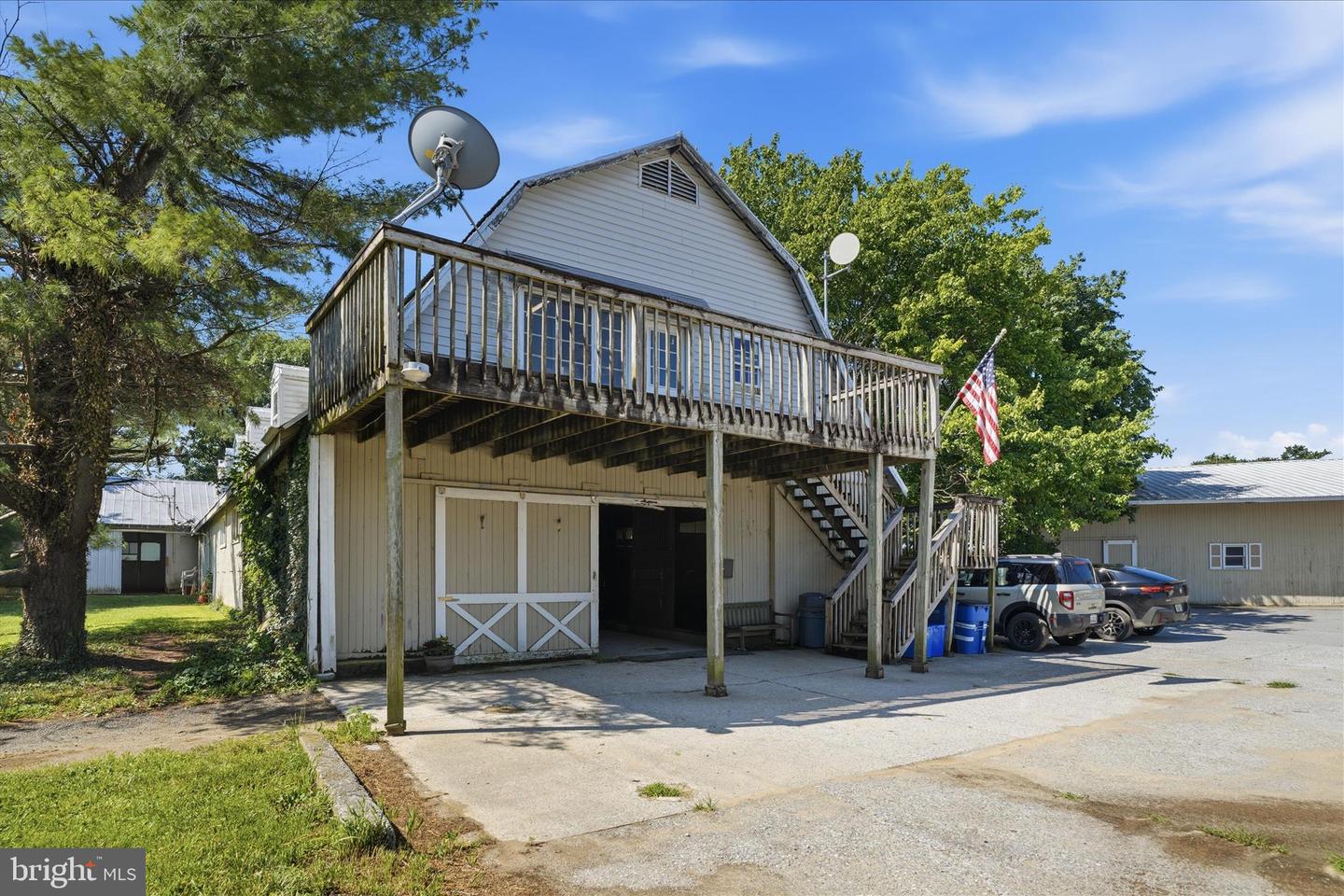 20800 Whites Ferry Rd Property Photo 23