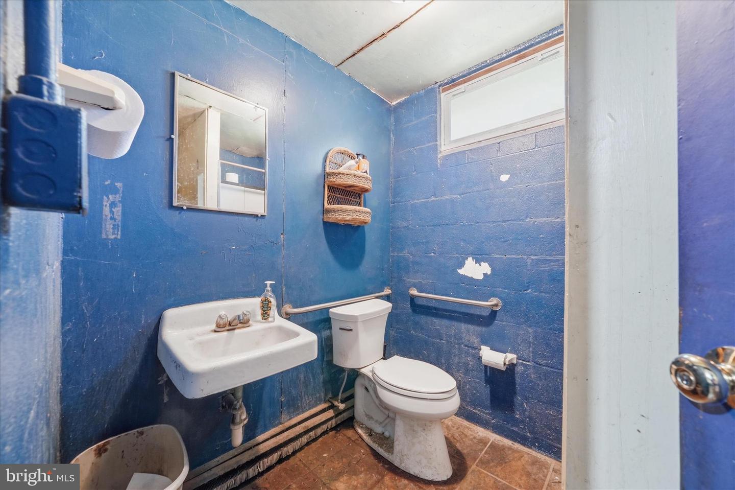 20800 Whites Ferry Rd Property Photo 27