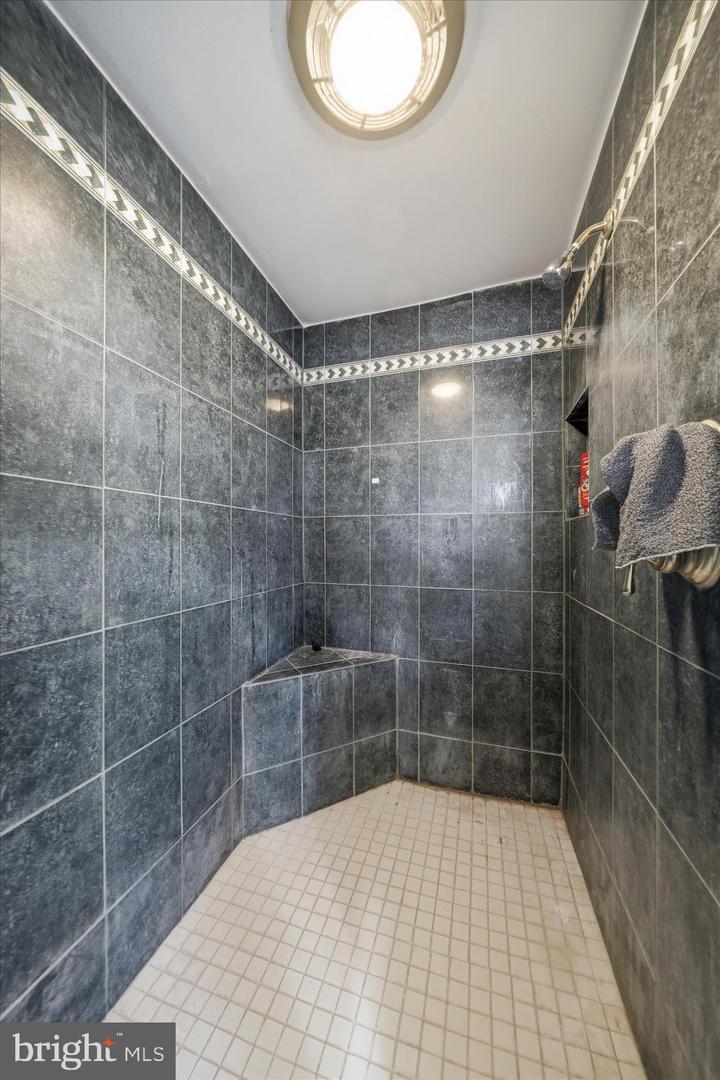 20800 Whites Ferry Rd Property Photo 67