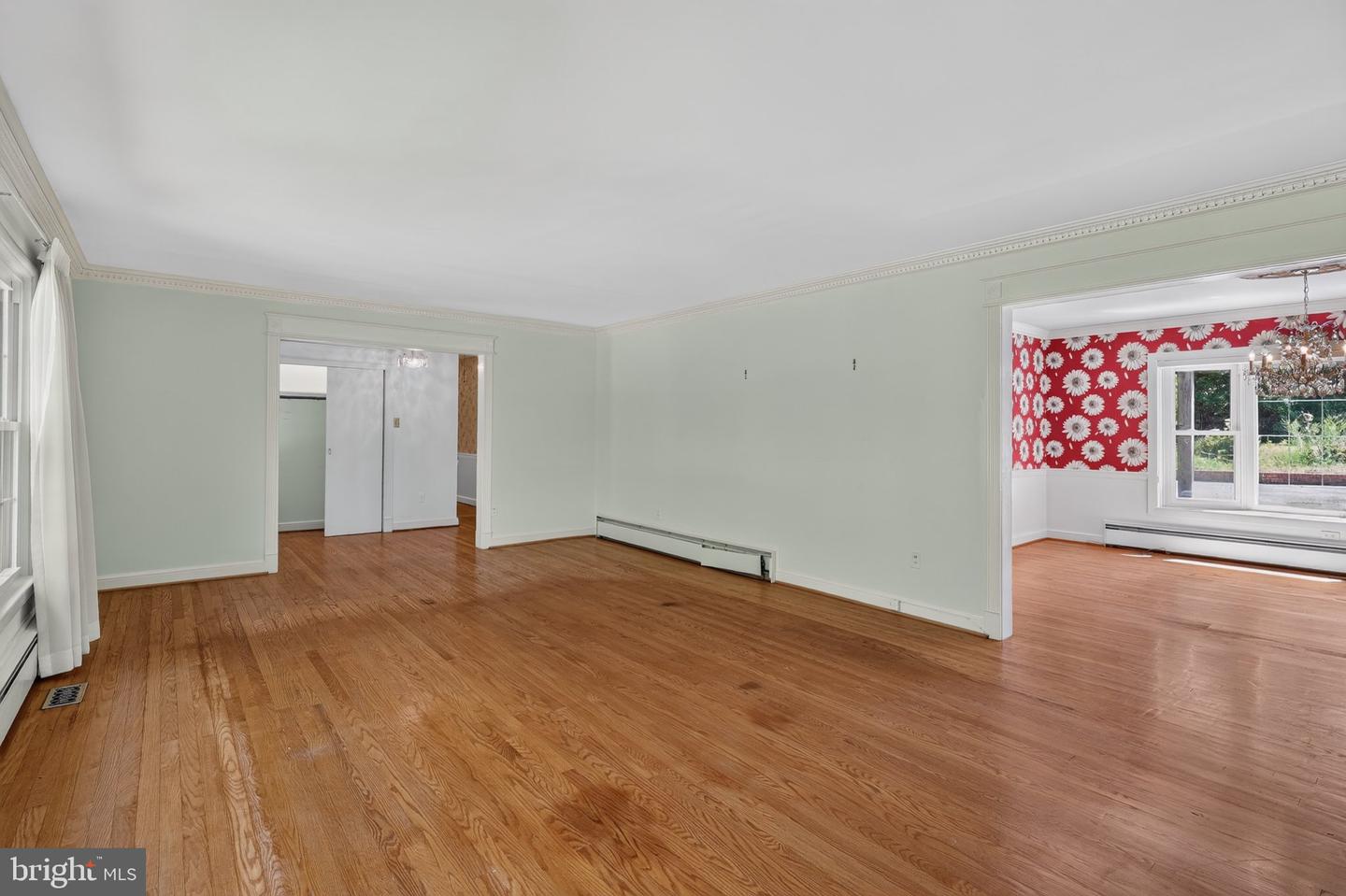 805 Orchard Way Property Photo 4