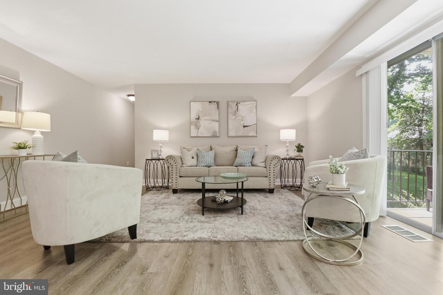 10636 Montrose Ave #2 Property Photo 1