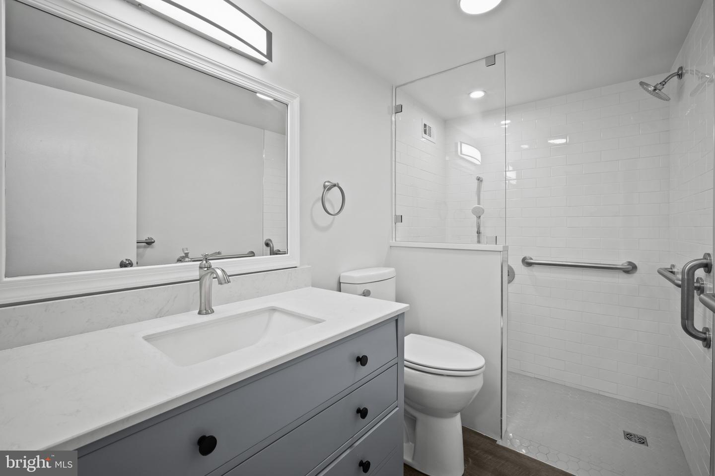 5225 Pooks Hill Rd #321s Property Photo 8