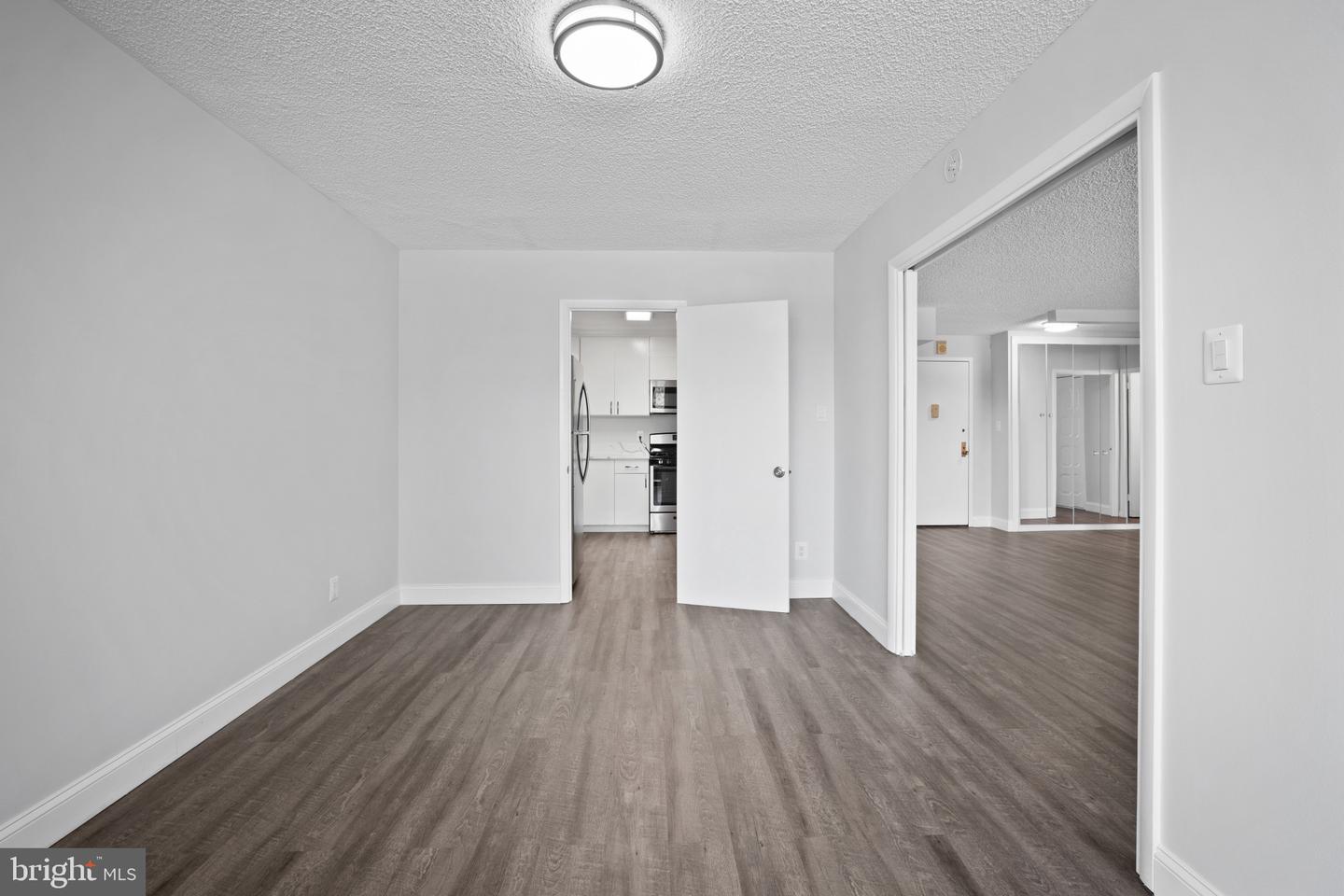 5225 Pooks Hill Rd #321s Property Photo 17