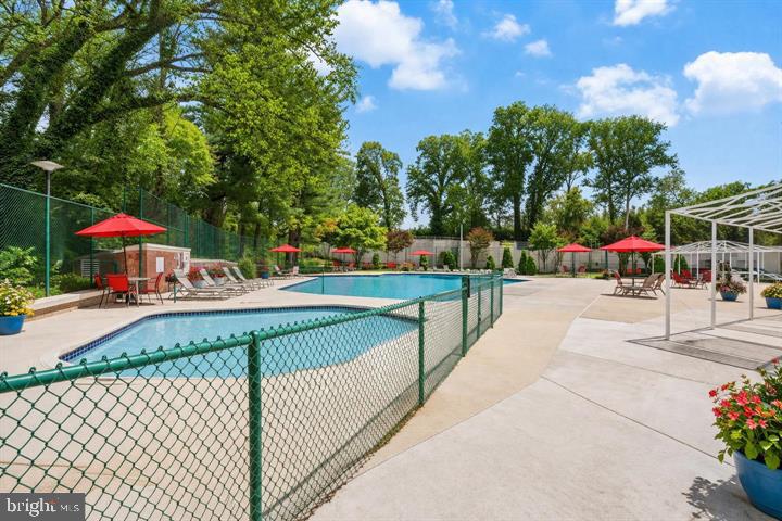 1900 Lyttonsville Rd #114 Property Photo 41