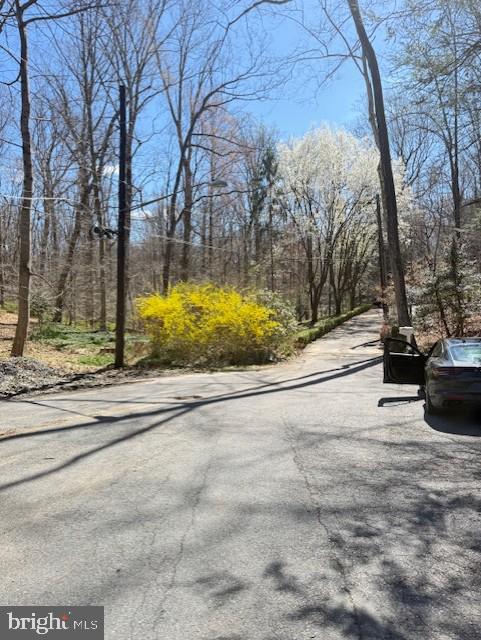 9101 Aldershot Dr Property Photo 1