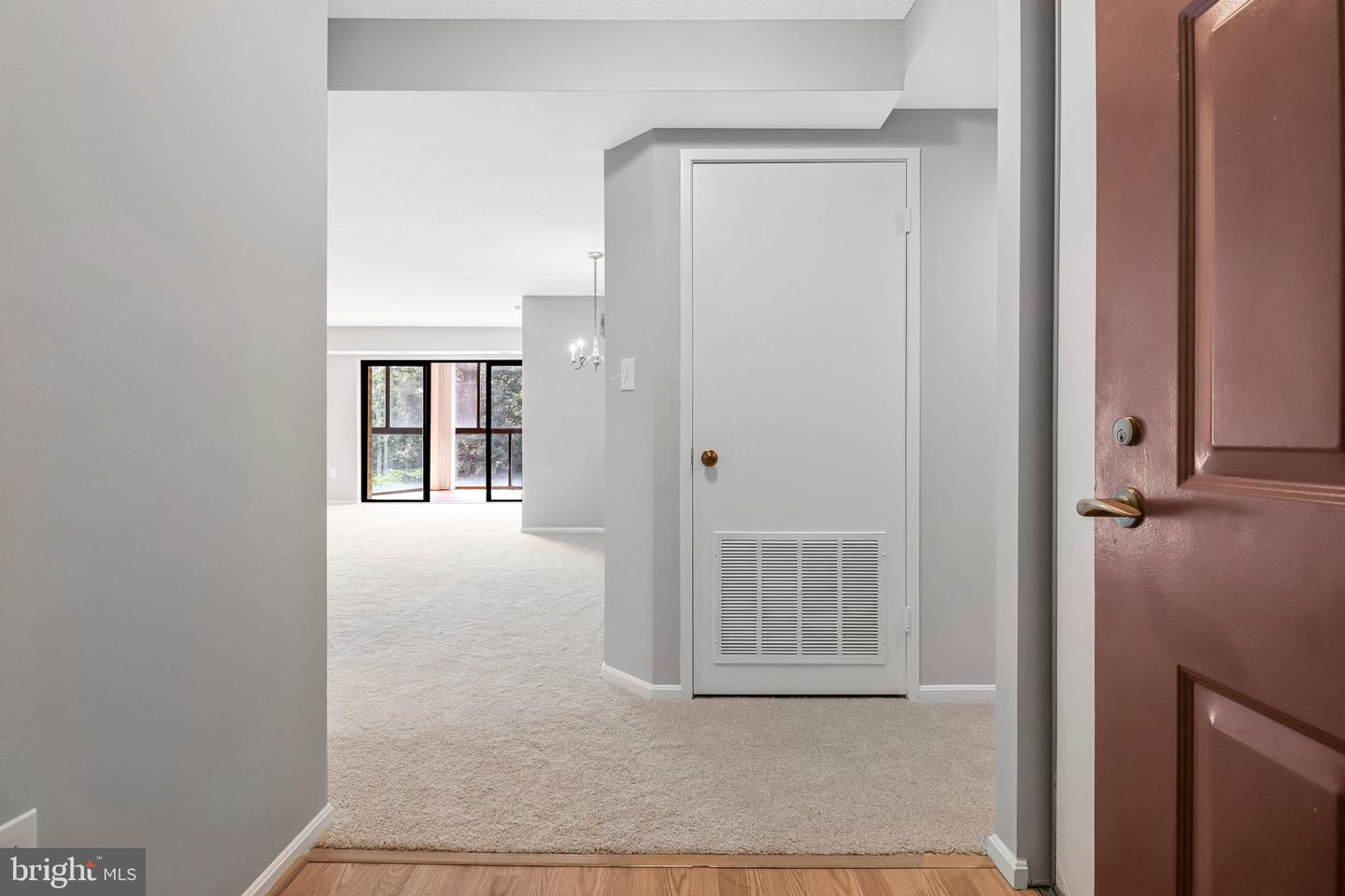 15107 Interlachen Dr #2-409 Property Photo 3