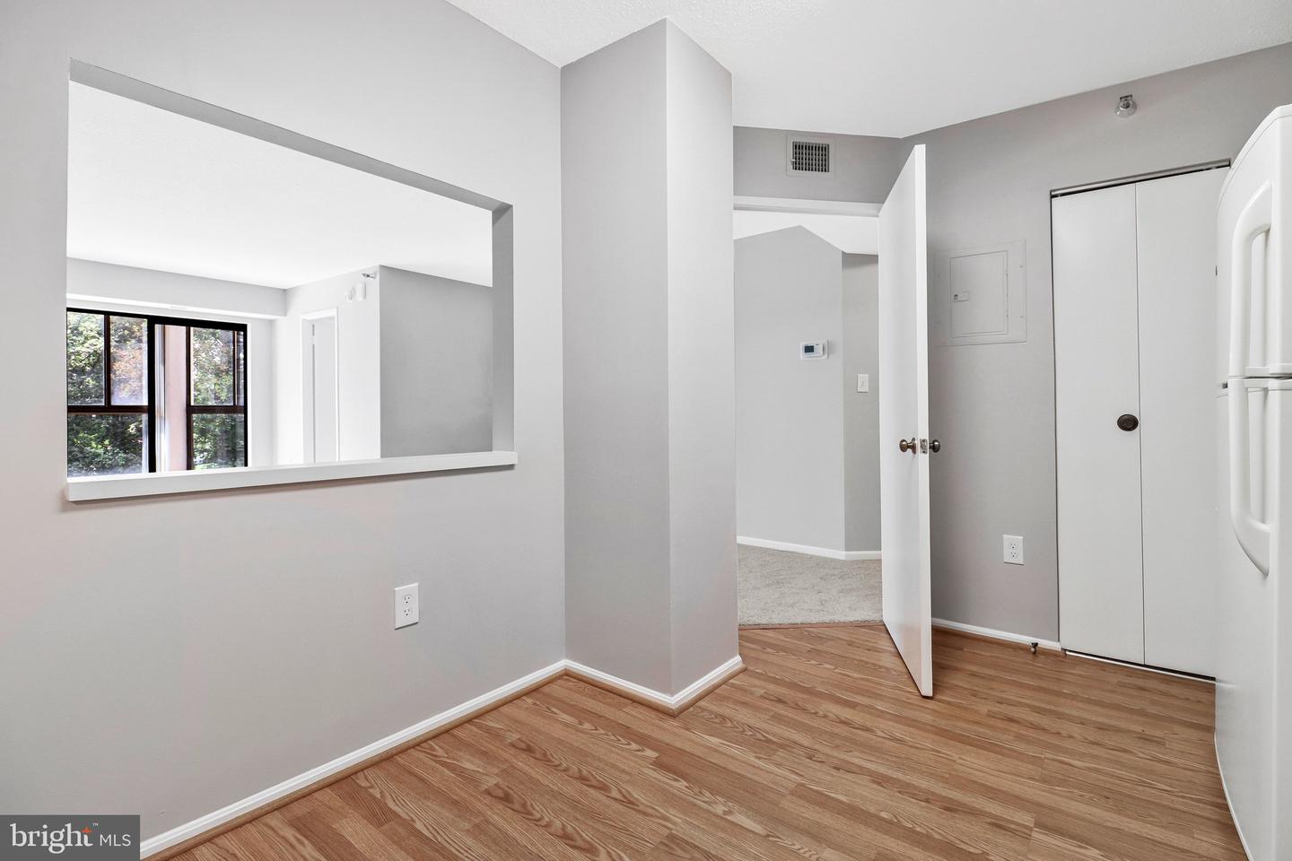 15107 Interlachen Dr #2-409 Property Photo 4