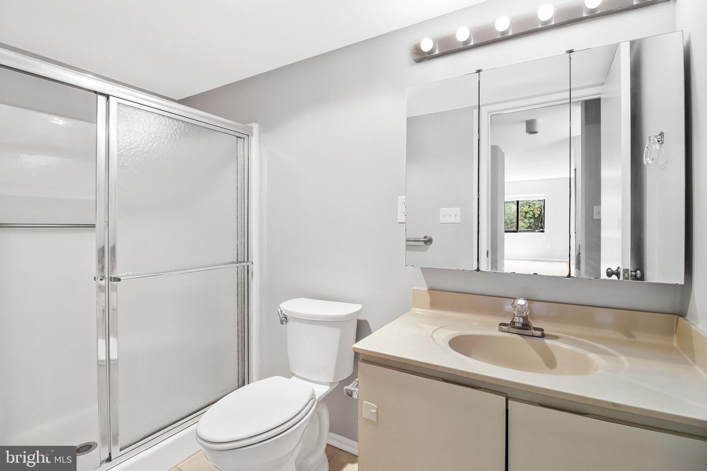 15107 Interlachen Dr #2-409 Property Photo 16