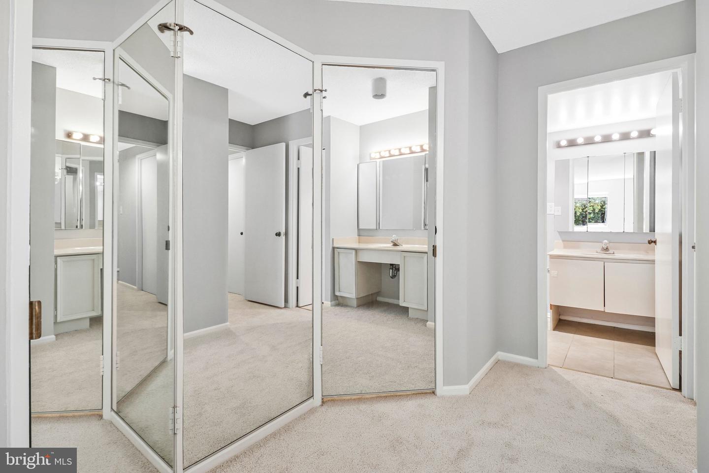 15107 Interlachen Dr #2-409 Property Photo 19