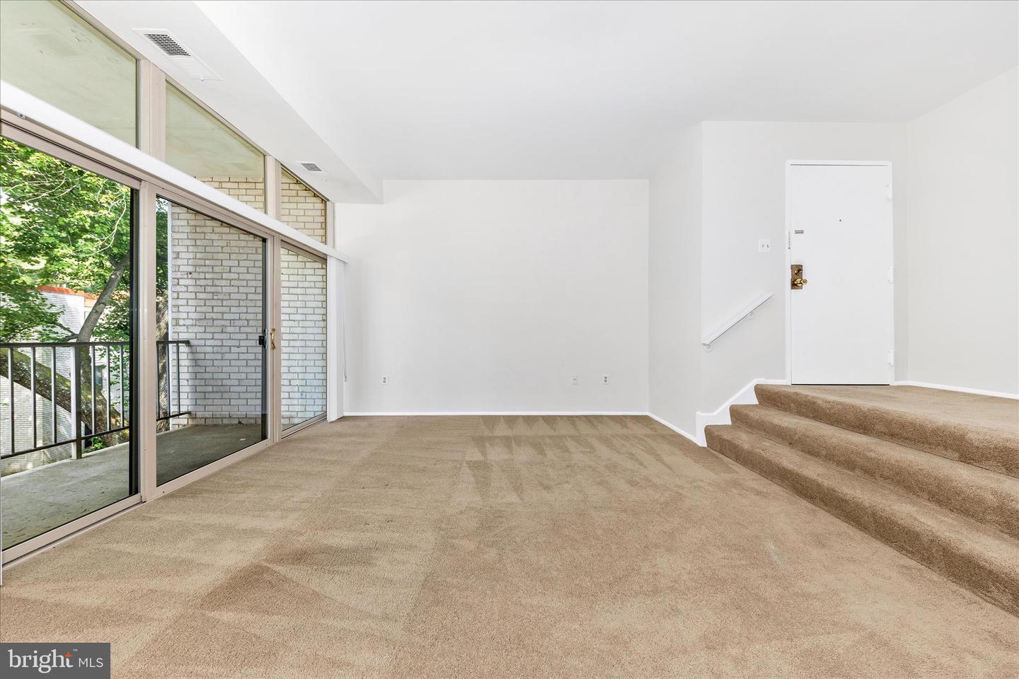 14410 Parkvale Rd #6 Property Photo 5