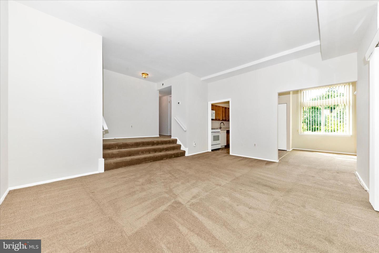 14410 Parkvale Rd #6 Property Photo 7