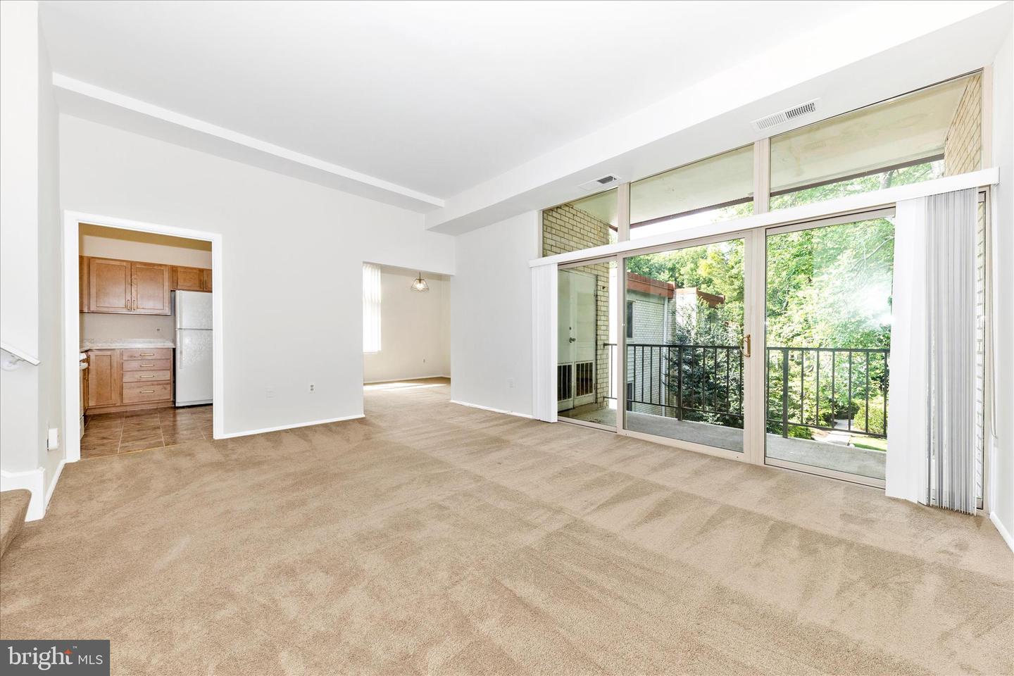 14410 Parkvale Rd #6 Property Photo 8