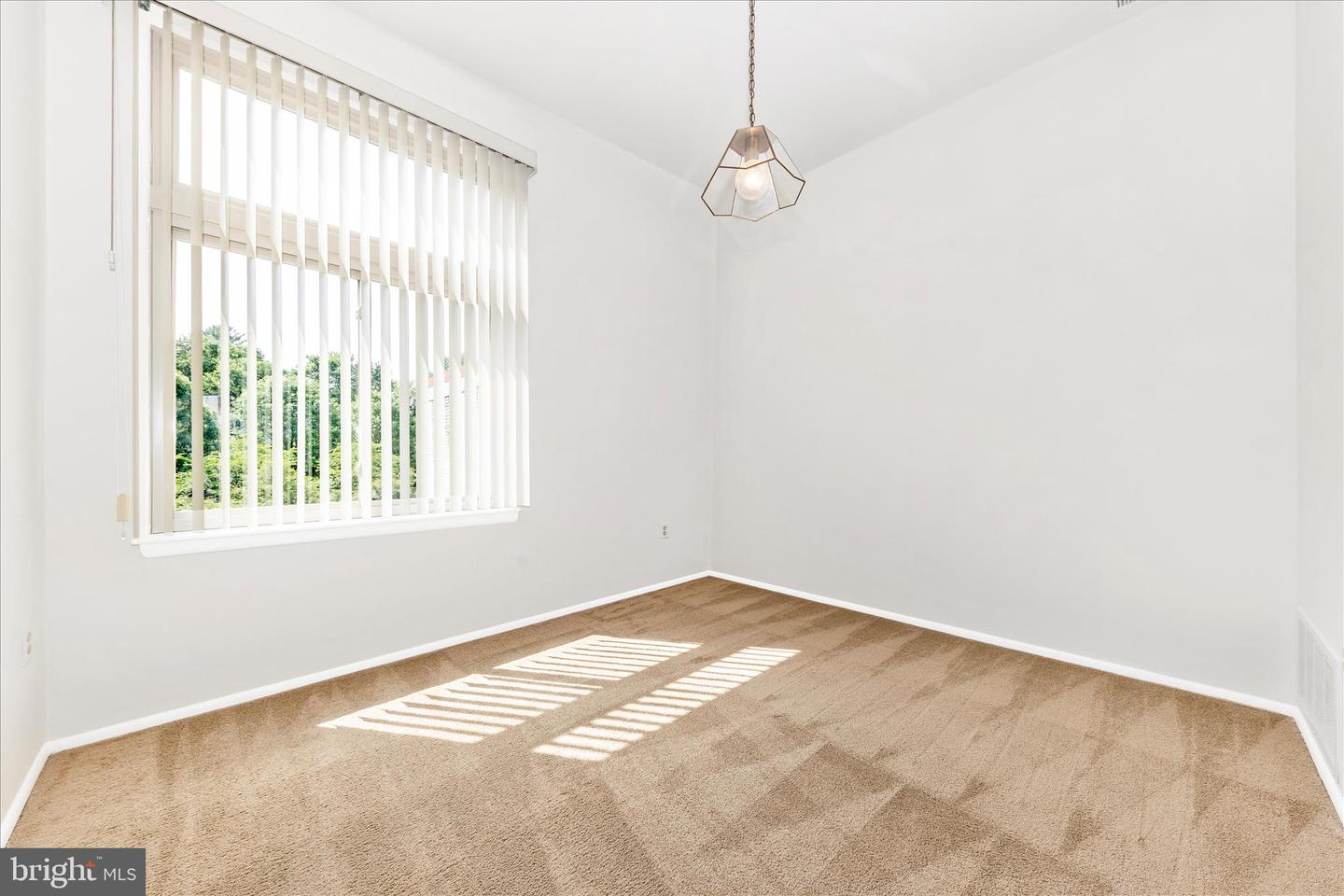 14410 Parkvale Rd #6 Property Photo 12