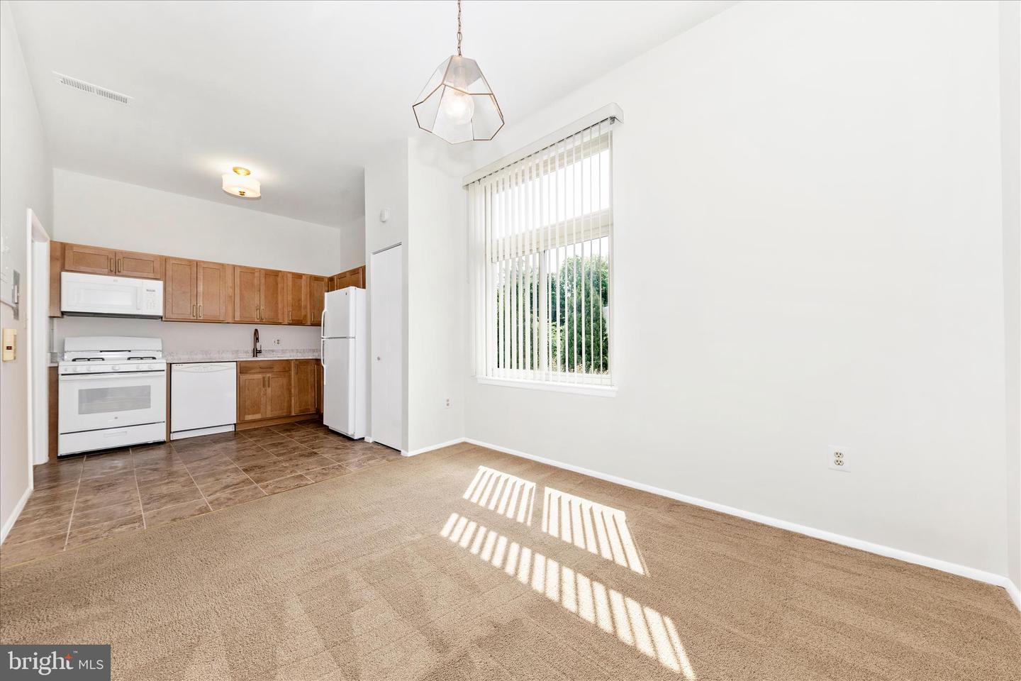 14410 Parkvale Rd #6 Property Photo 13