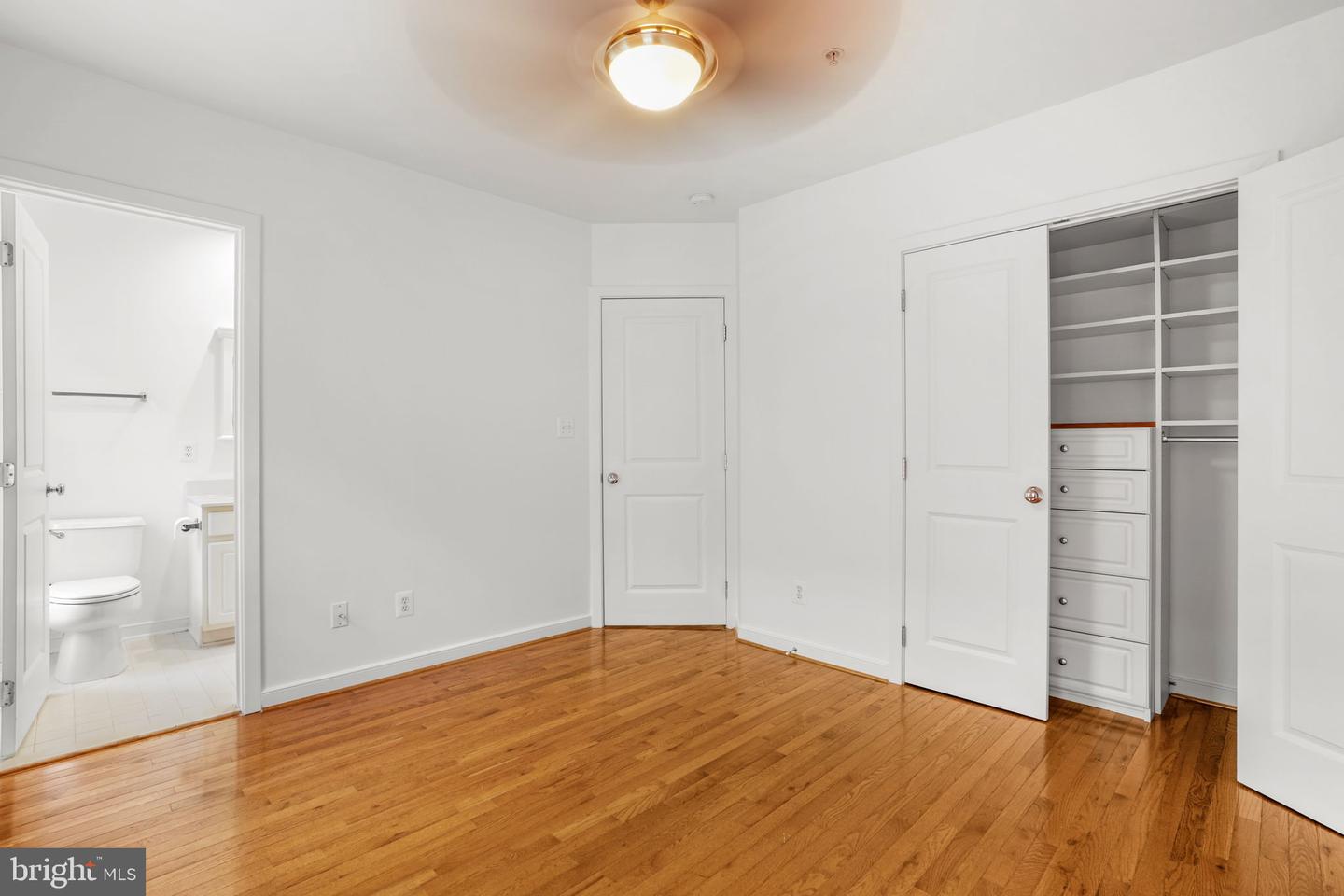 2312 Cobble Hill Ter Property Photo 13