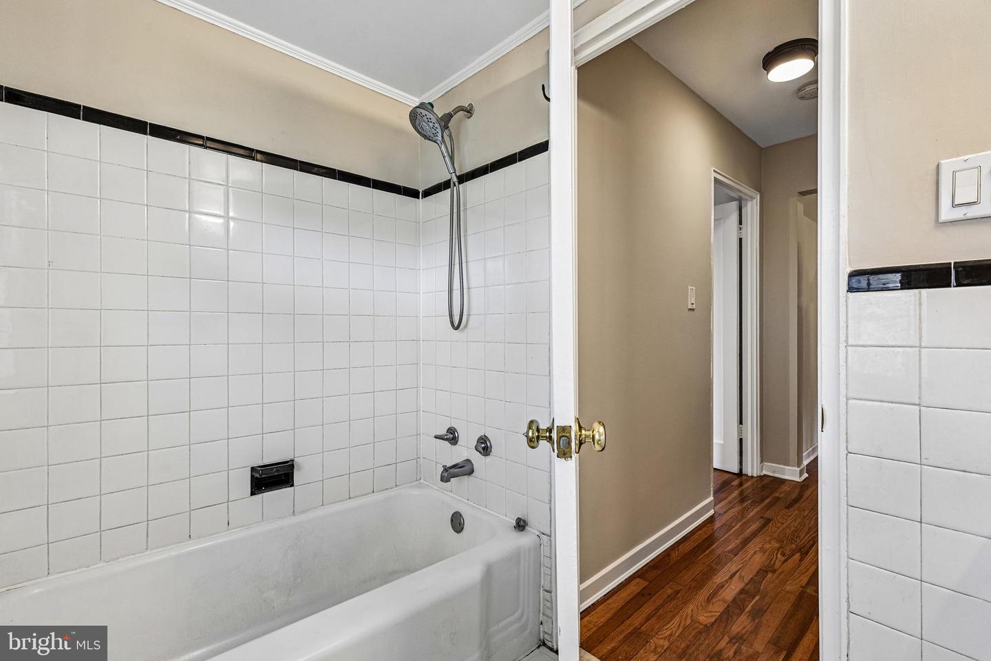 2223 Washington Ave #103 Property Photo 17