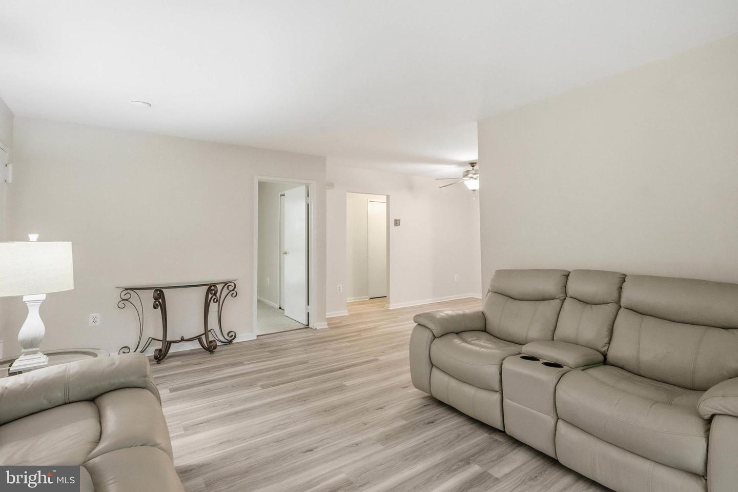 17800 Buehler Rd #131 Property Photo 6