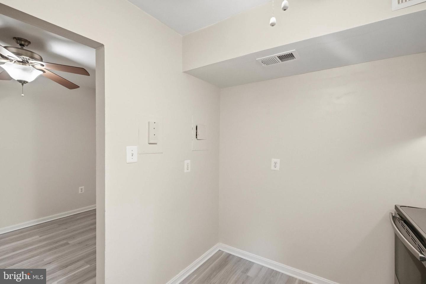 17800 Buehler Rd #131 Property Photo 12