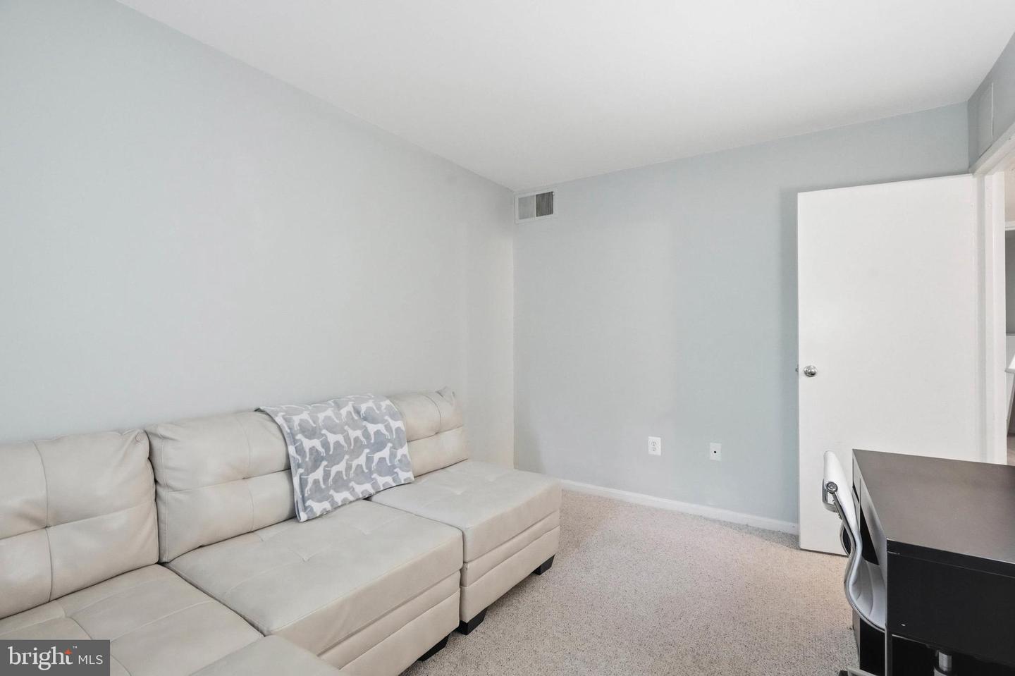 17800 Buehler Rd #131 Property Photo 19