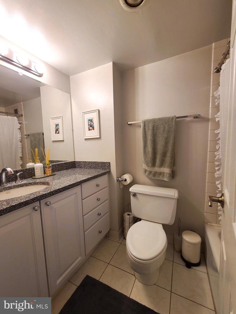 5500 Friendship Blvd #1116n Property Photo 22