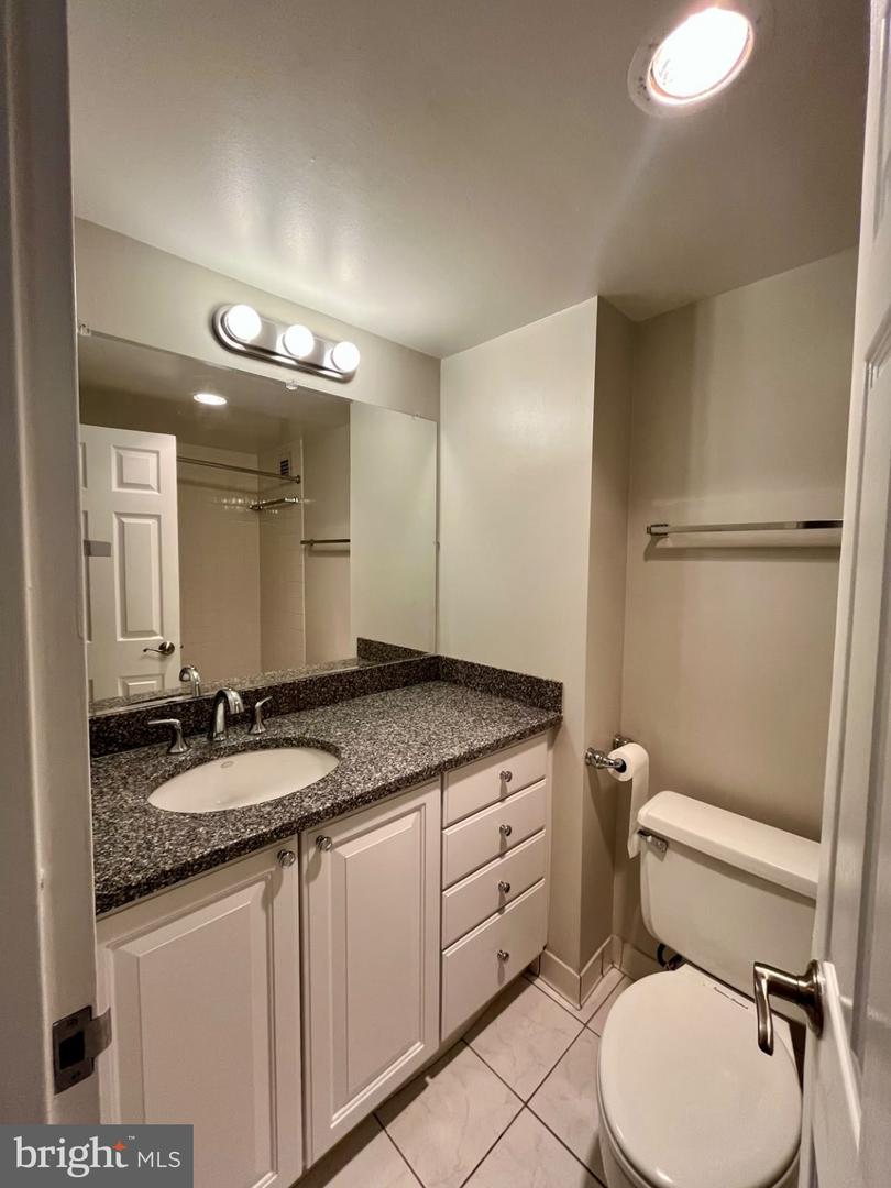 5500 Friendship Blvd #1116n Property Photo 23