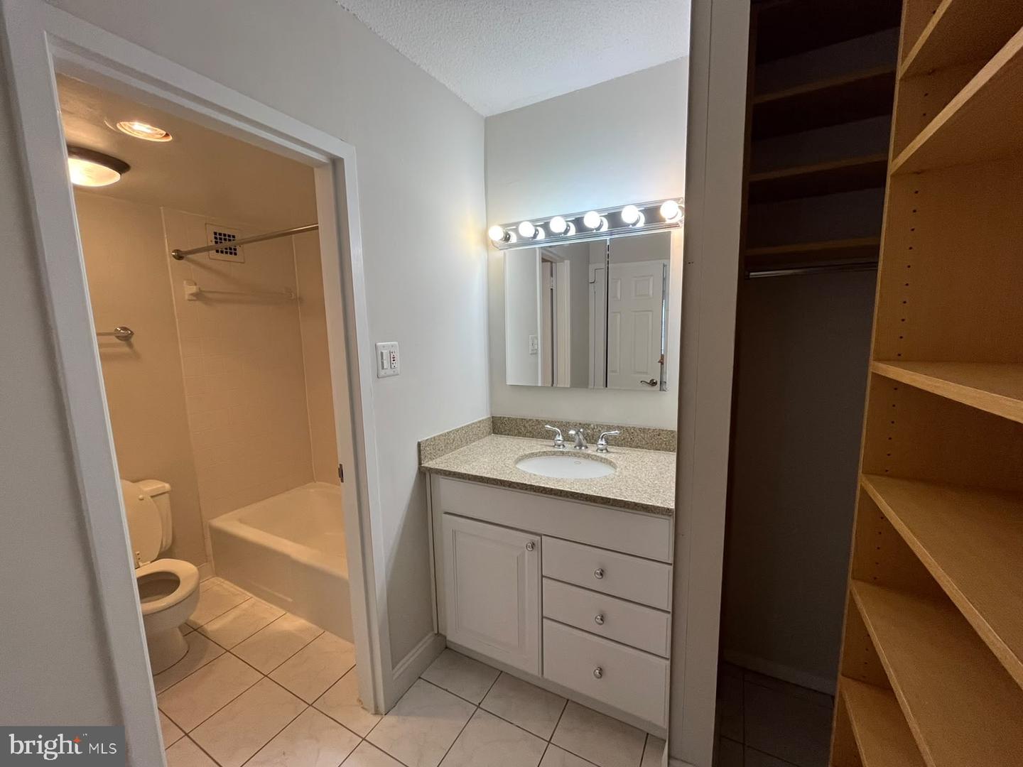 5500 Friendship Blvd #1116n Property Photo 25