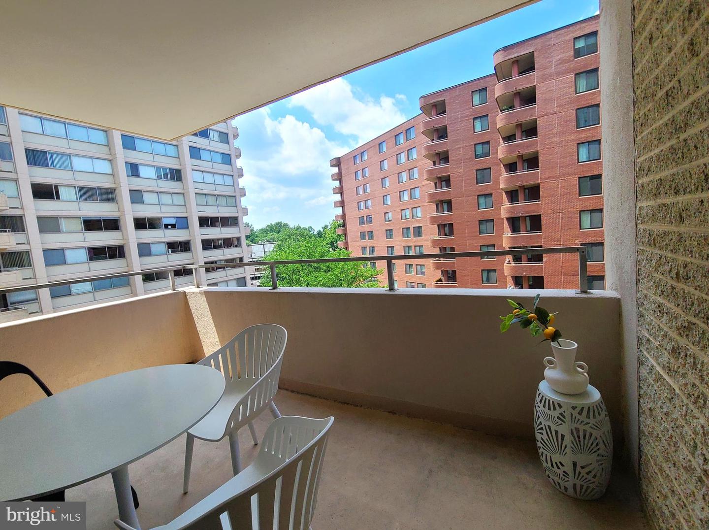 5500 Friendship Blvd #1116n Property Photo 27
