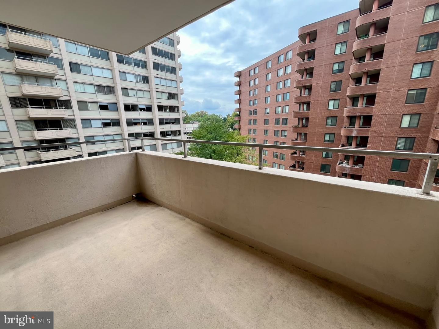 5500 Friendship Blvd #1116n Property Photo 29