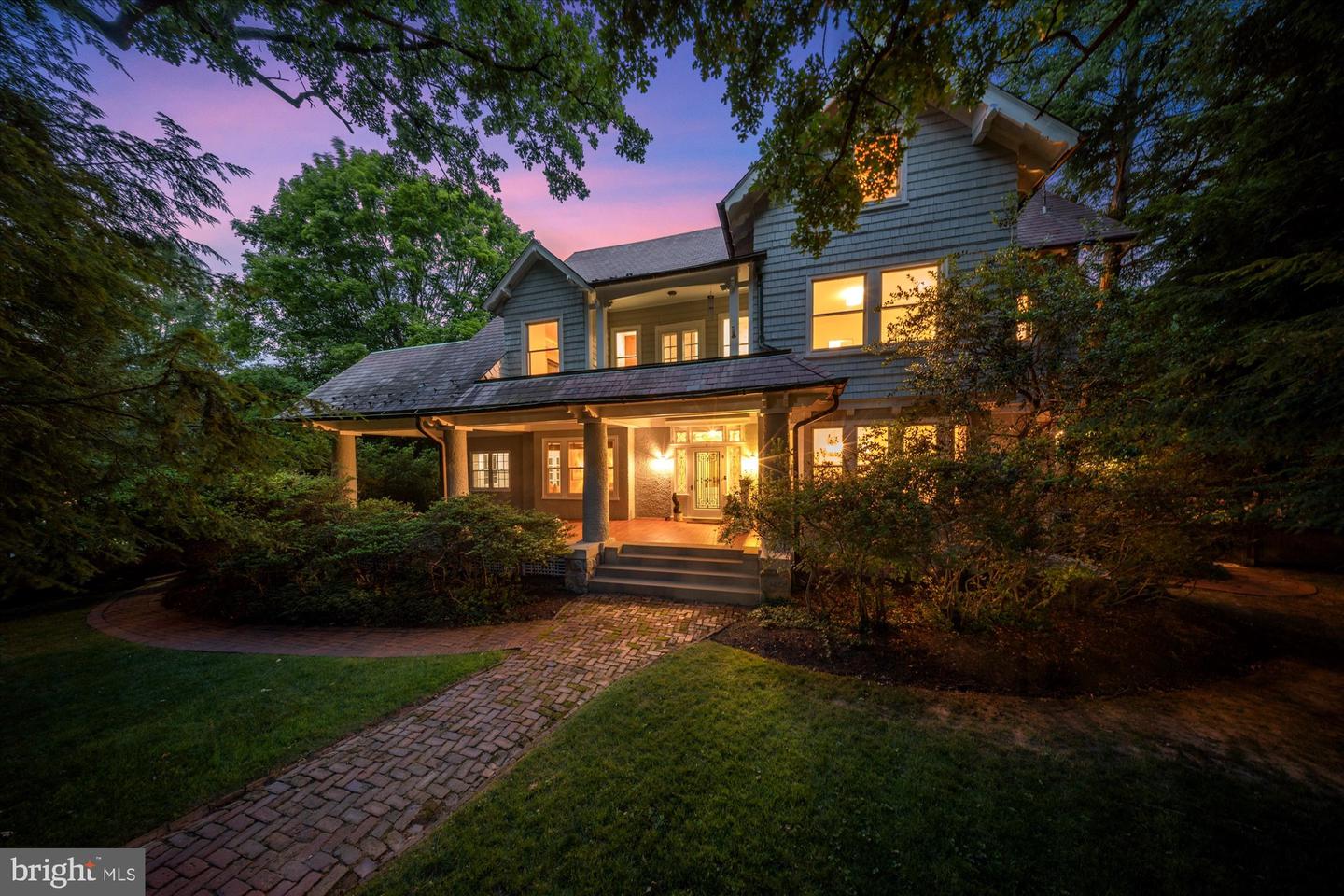 5 Chevy Chase Cir Property Photo 2