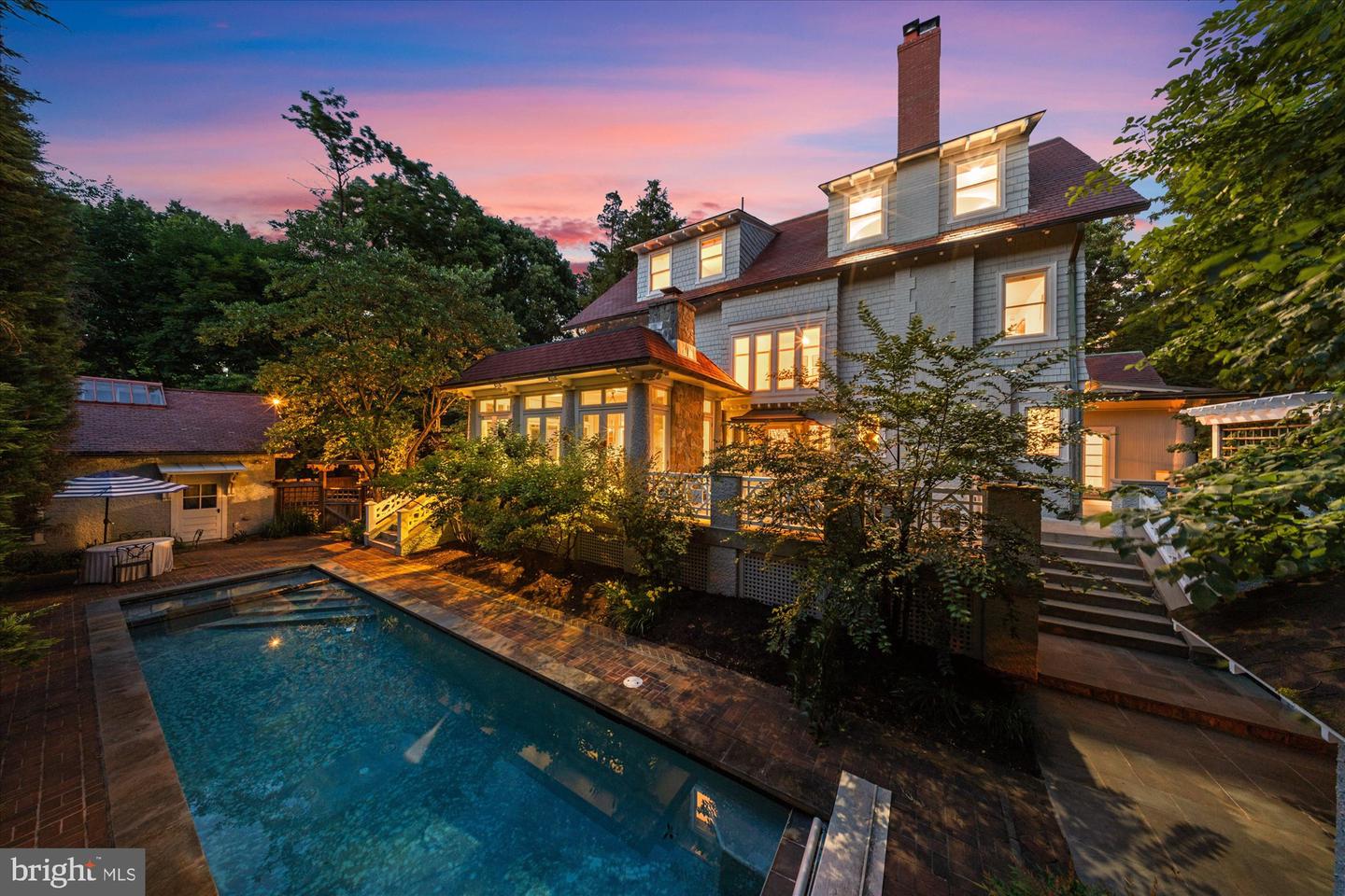 5 Chevy Chase Cir Property Photo 5