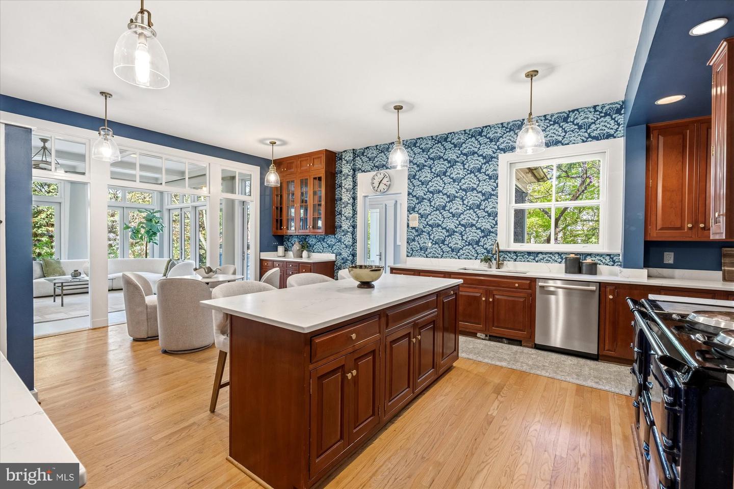 5 Chevy Chase Cir Property Photo 23